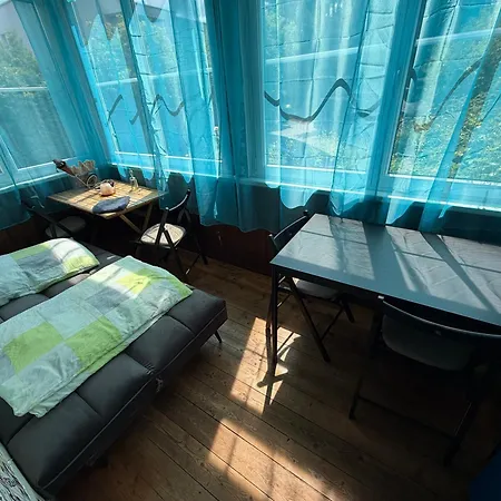 Grosszuegige Altbau-wohnung Mit Loggia & Gruenblick Apartment *