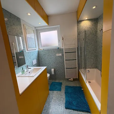 Grosszuegige Altbau-wohnung Mit Loggia & Gruenblick Apartment Klagenfurt am Woerthersee